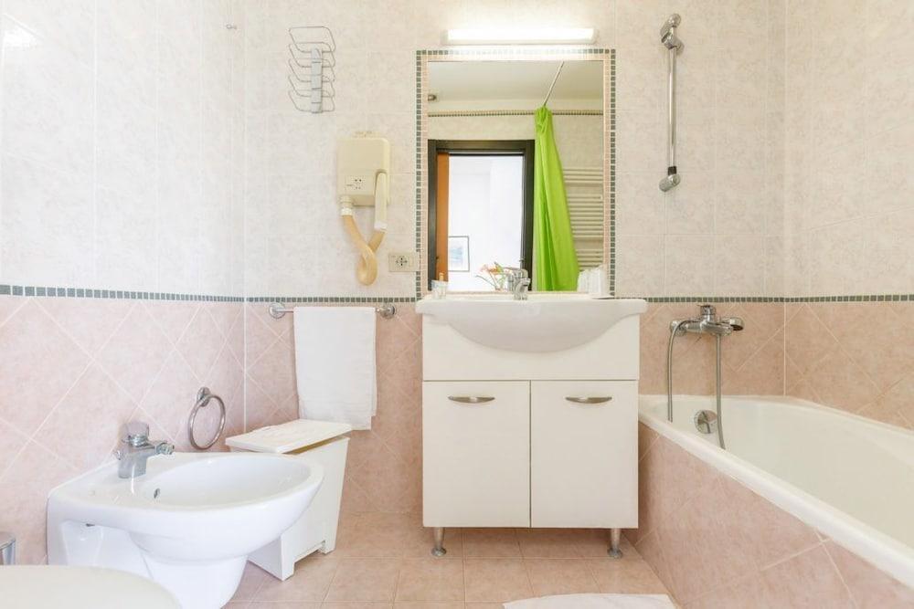 Hotel Royal Каттоліка Екстер'єр фото