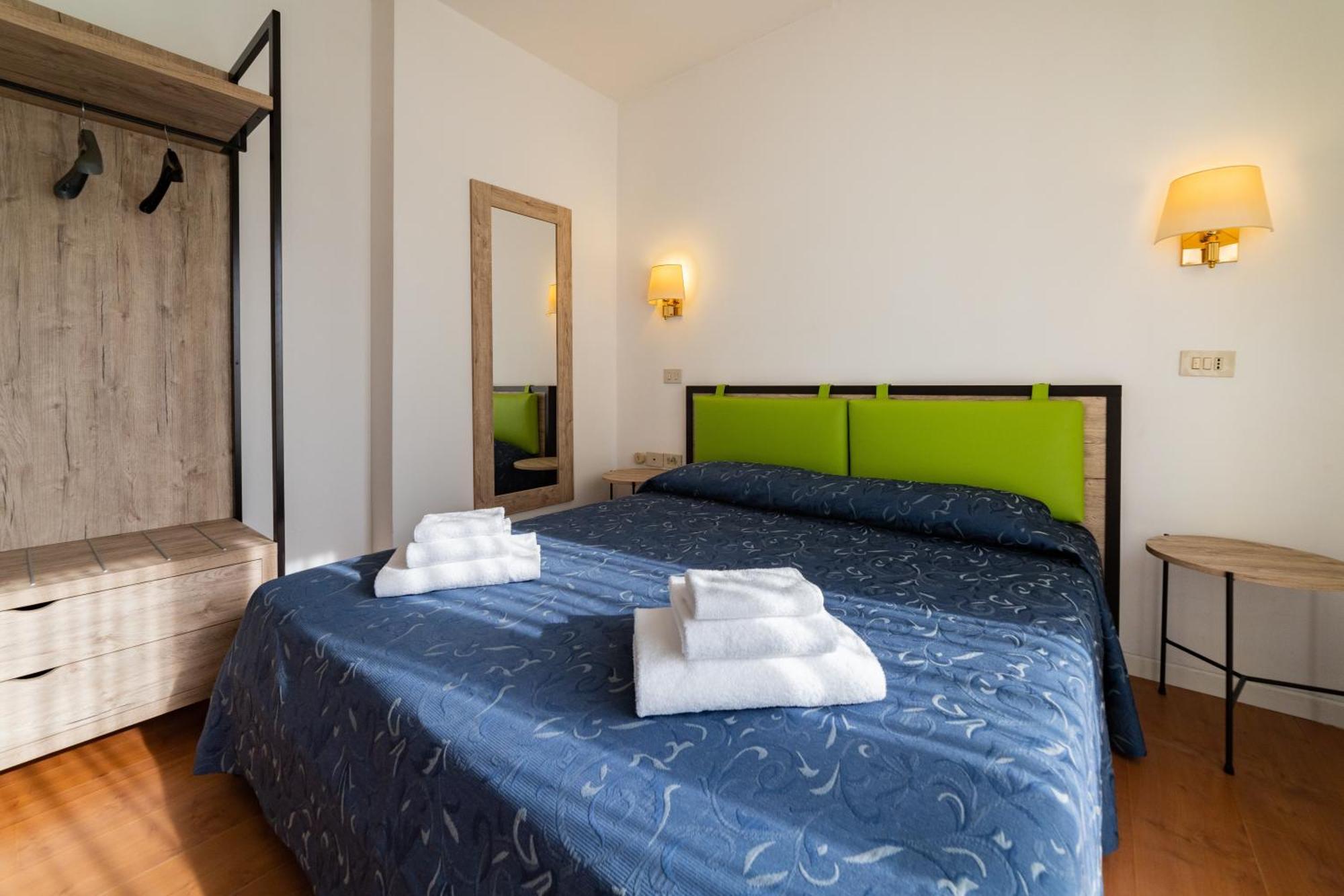 Hotel Royal Каттоліка Екстер'єр фото