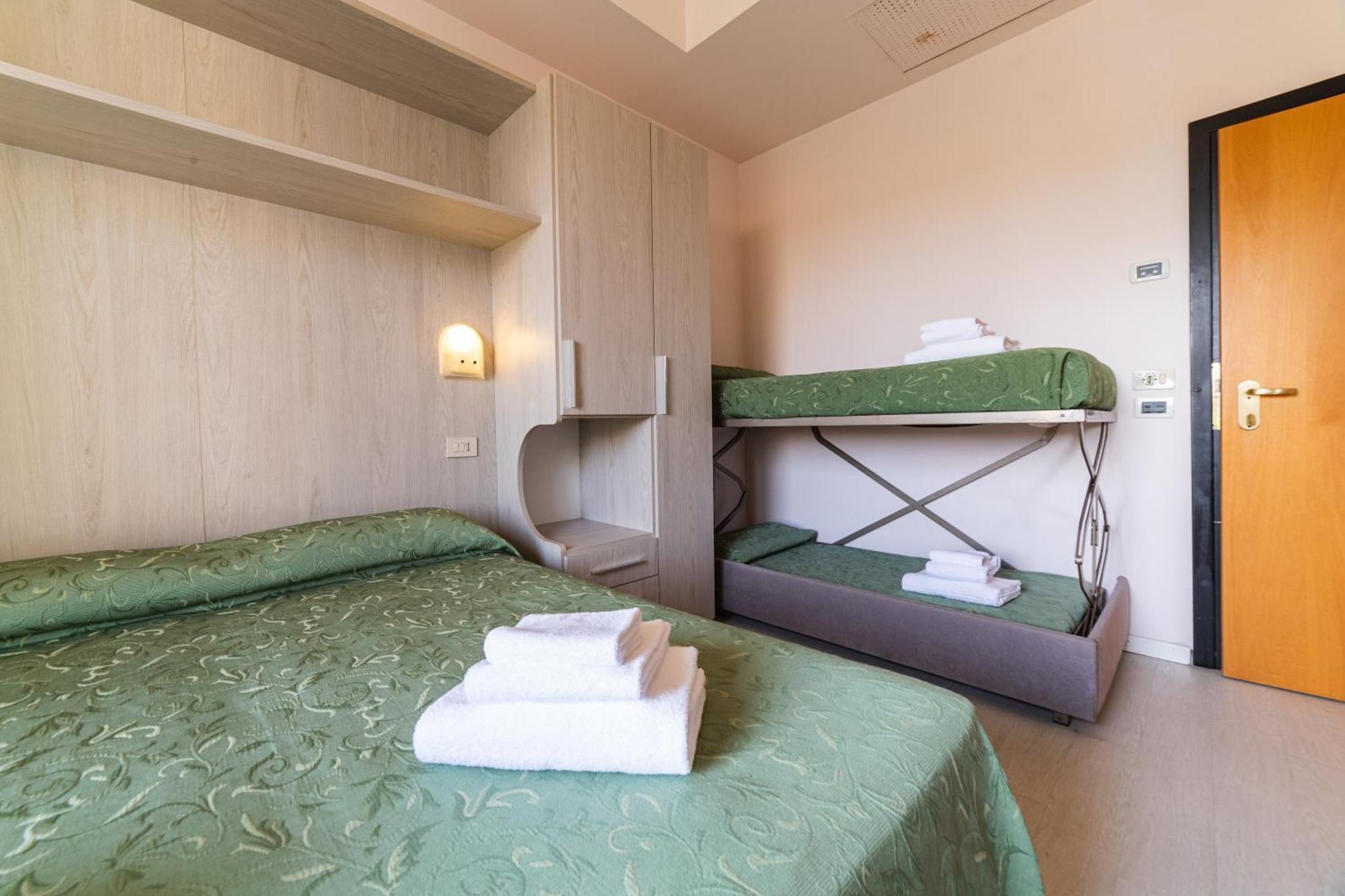 Hotel Royal Каттоліка Екстер'єр фото